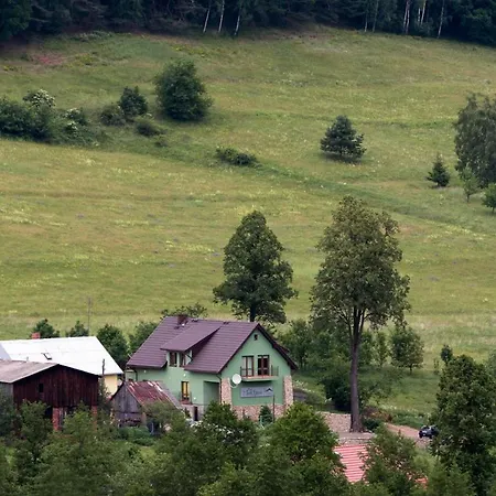 Vakantieboerderij Dom Noclegowy „pod Mnichem” *