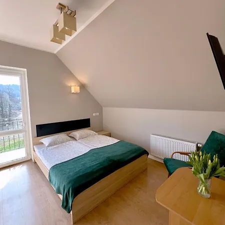 Farm stay Dom Noclegowy „pod Mnichem” Wambierzyce