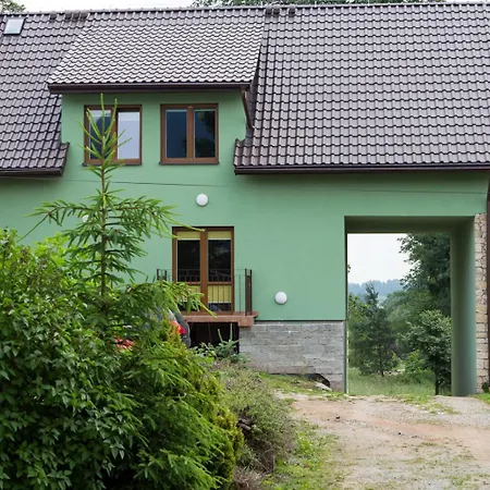 Vakantieboerderij Dom Noclegowy „pod Mnichem” Wambierzyce