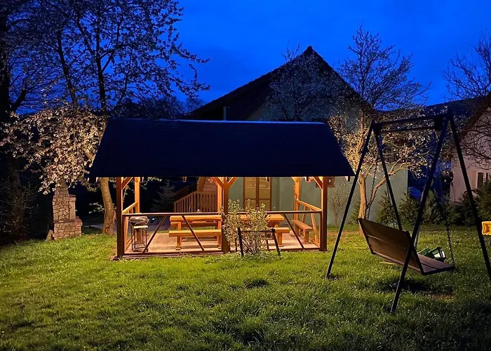 Dom Noclegowy „pod Mnichem” *