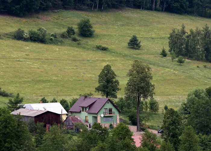 팜스테이 Dom Noclegowy „pod Mnichem” *