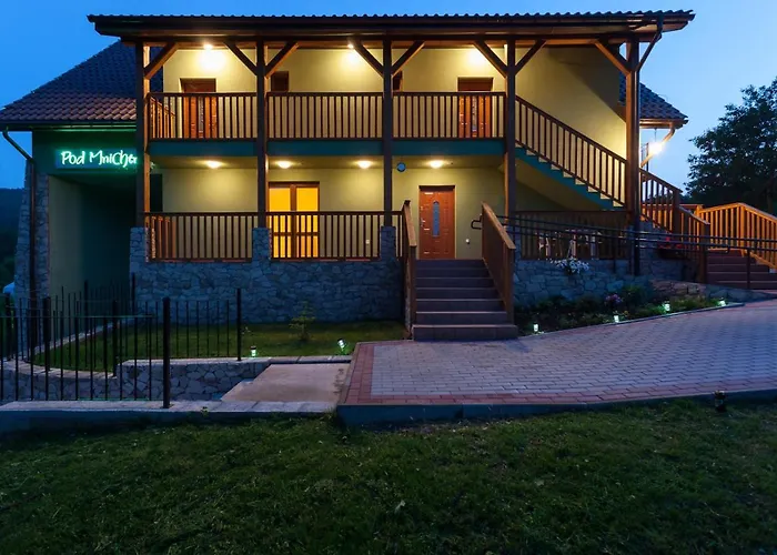 Dom Noclegowy „pod Mnichem” 밤비에지체