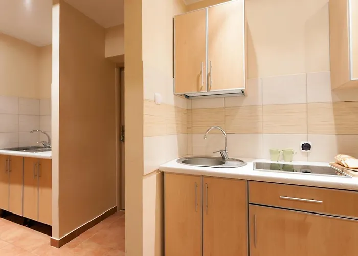 Dom Noclegowy „pod Mnichem” 팜스테이 밤비에지체