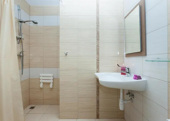 팜스테이 Dom Noclegowy „pod Mnichem”