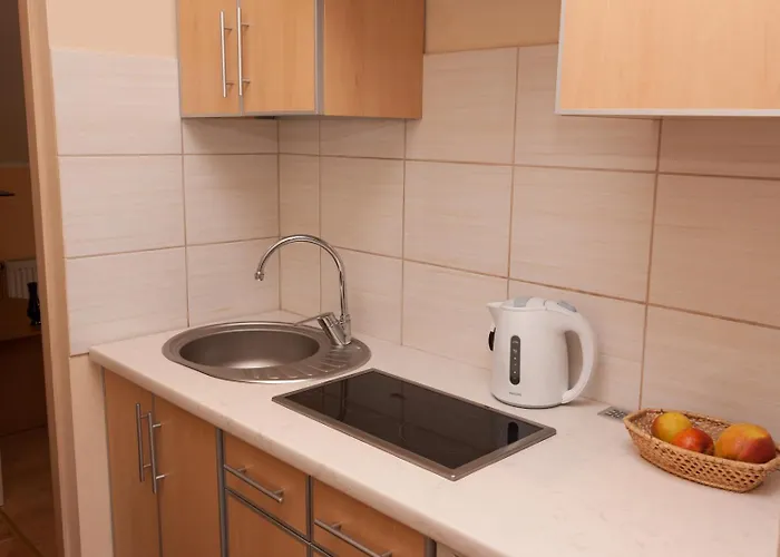 Dom Noclegowy „pod Mnichem” 팜스테이