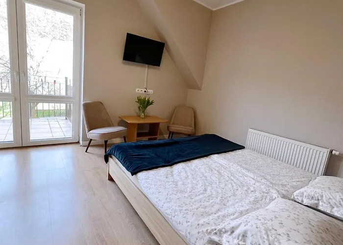 팜스테이 Dom Noclegowy „pod Mnichem” *